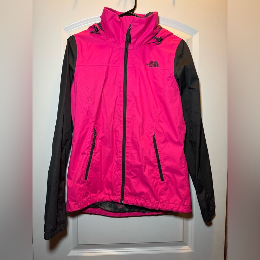 The North Face Women's Fuchsia and Black Ski Jacket